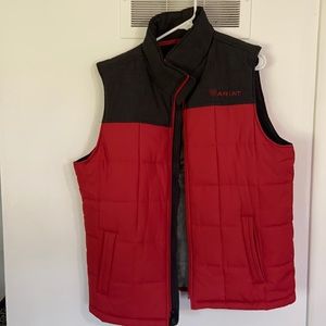 Ariat vest NWOT